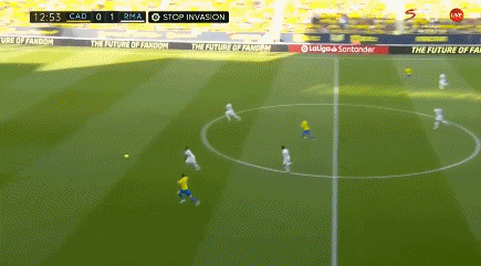 李月汝对韩旭在WNBL的表现给予了高度评价（韩旭在WNBL的表现获李月汝高度称赞）