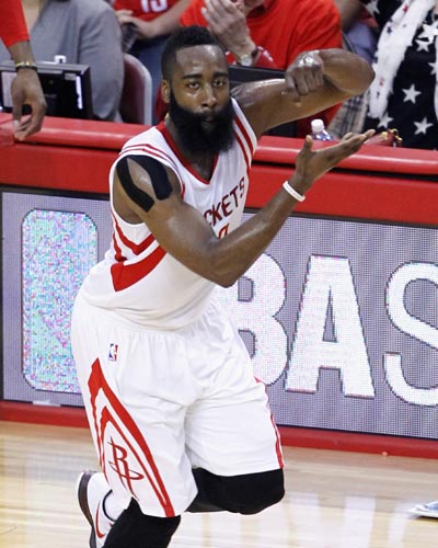 雷迪克：如果球队防守持续这么糟糕，范德彪会获得上场时间（雷迪克：球队防守若不见起色，范德彪将获出场机会）