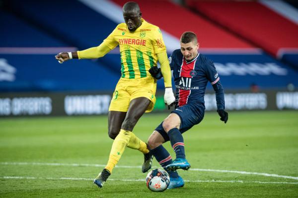 英超-攻击线哑火达洛特破门 曼联1-1西汉姆近5轮仅1胜（英超：达洛特破门仍难救主，曼联1-1西汉姆，近5轮仅一胜）