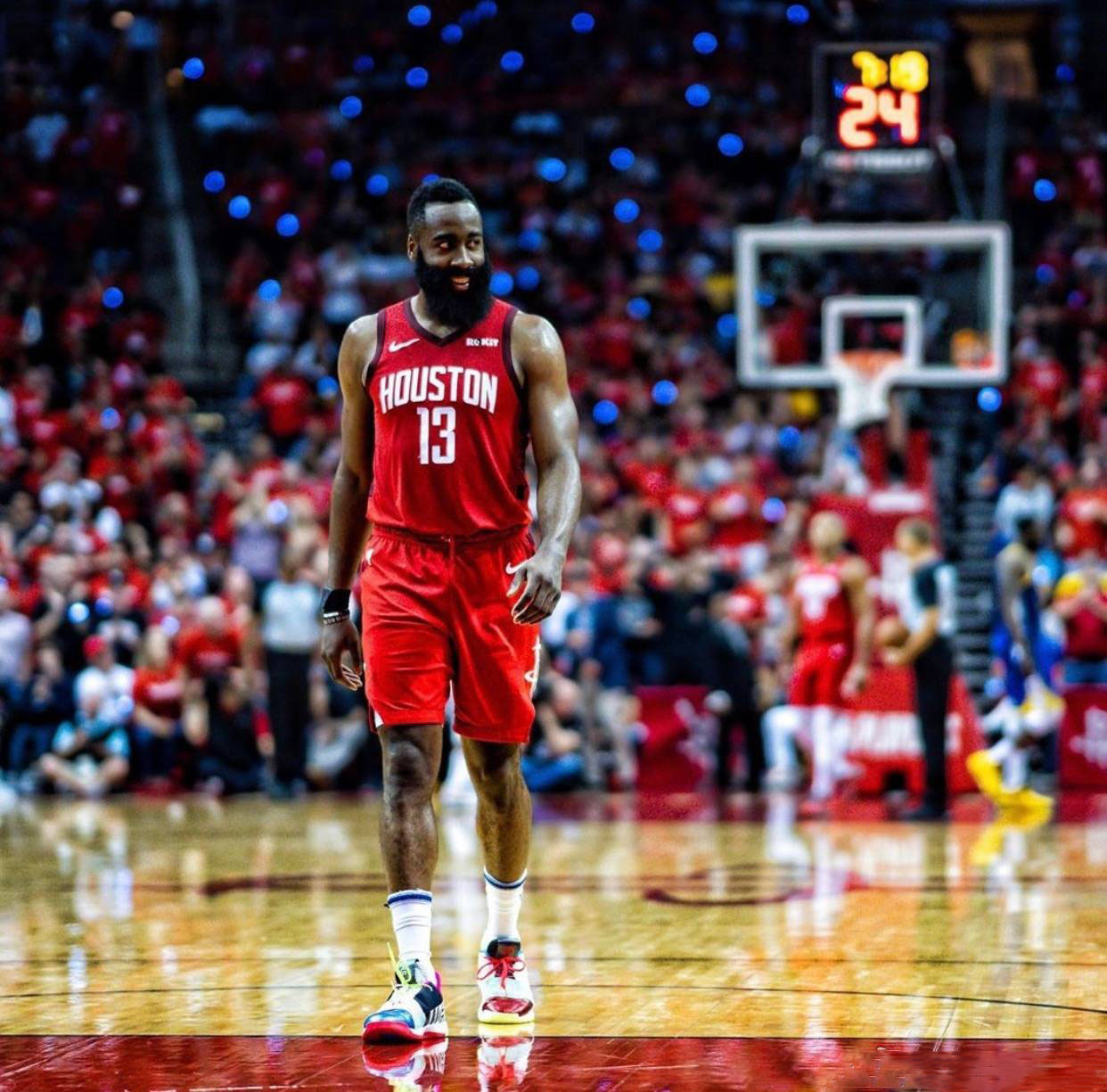 NBA杯半决赛战报：布伦森40+8，尼克斯132-120轻取魔术（NBA杯半决赛：布伦森轰40分8助攻，尼克斯132-120力克魔术）