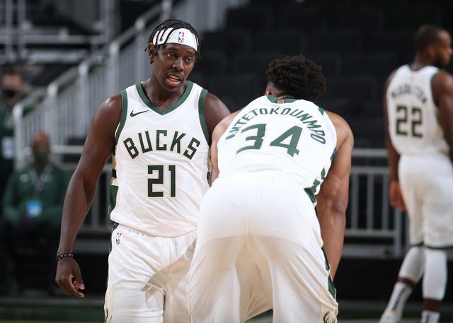 雄鹿更新伤情：库兹马因生病将缺席与猛龙的比赛（雄鹿伤情更新：库兹马因病缺战猛龙）